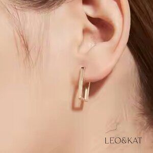 Minimalist Rectangular Gold Hoop Earrings. 925 Sterling Silver. #1126